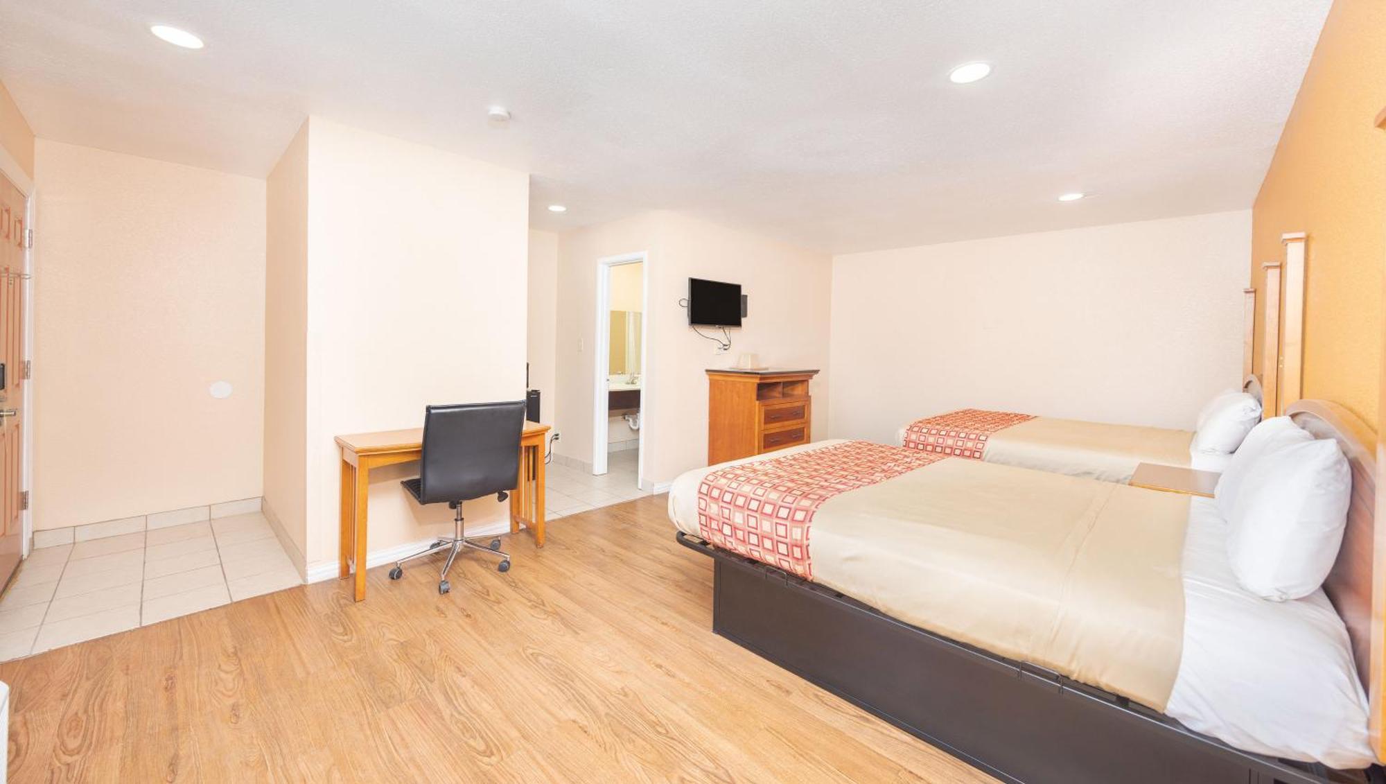 Regency Inn Hondo Eksteriør bilde